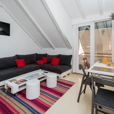 Apartment Febe Split