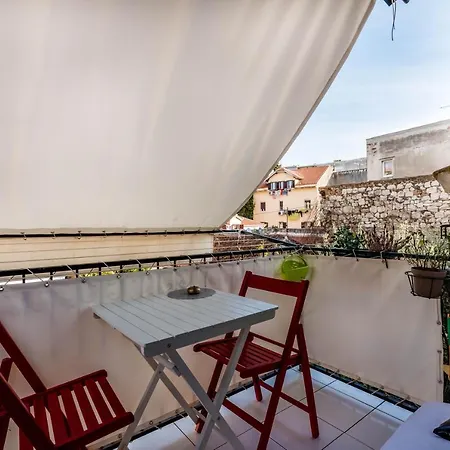 Apartment Febe *
